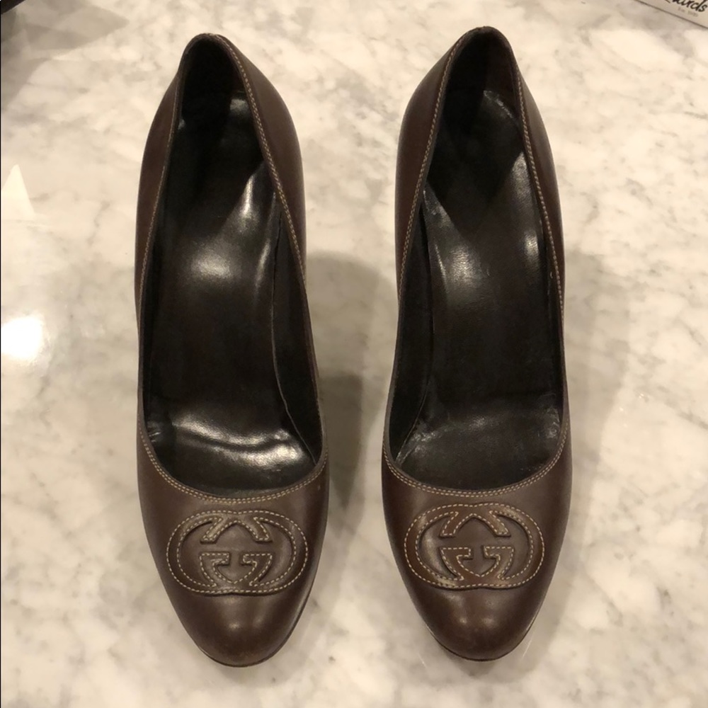 Classic Gucci Shoes - Brown GG heels